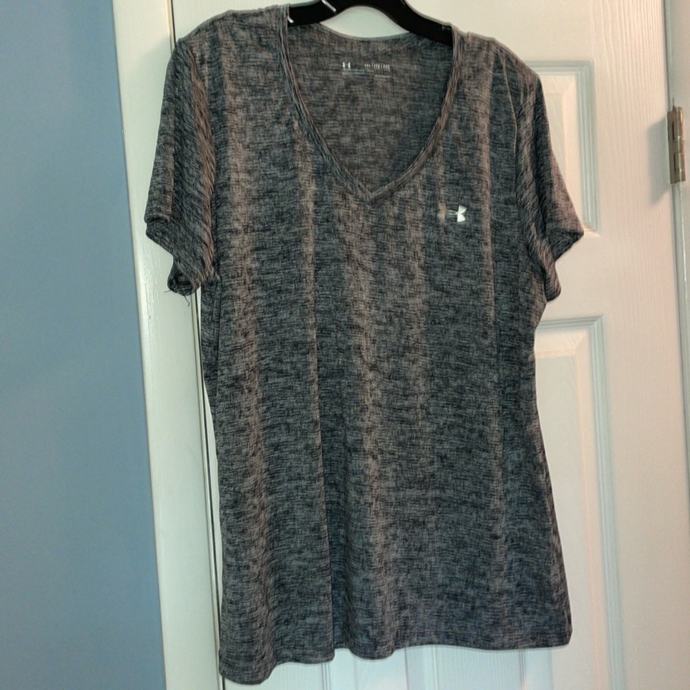 Under Armour woman’s 2XL shirt.